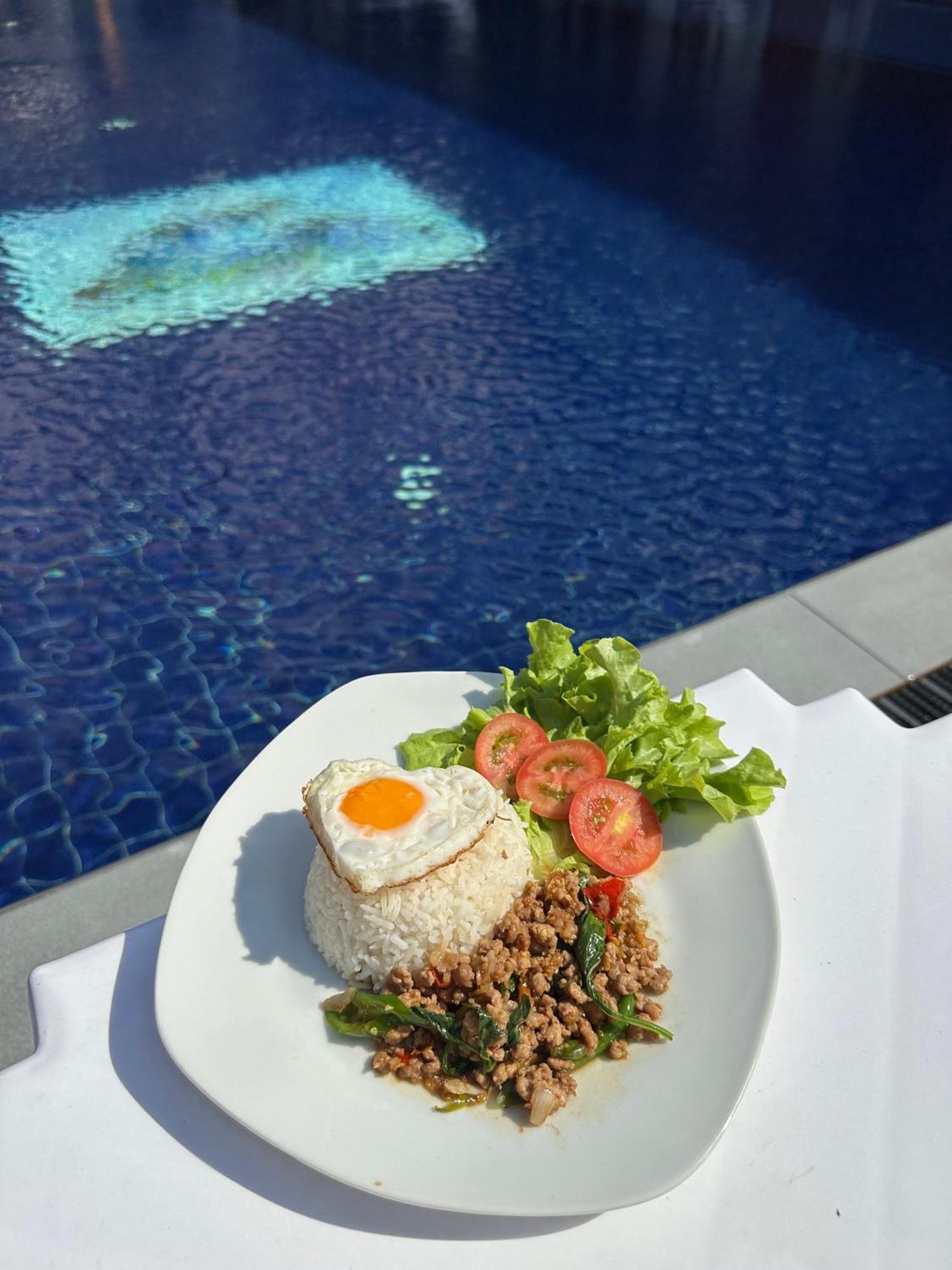 Paradise Land Resort Pattaya Eksteriør bilde