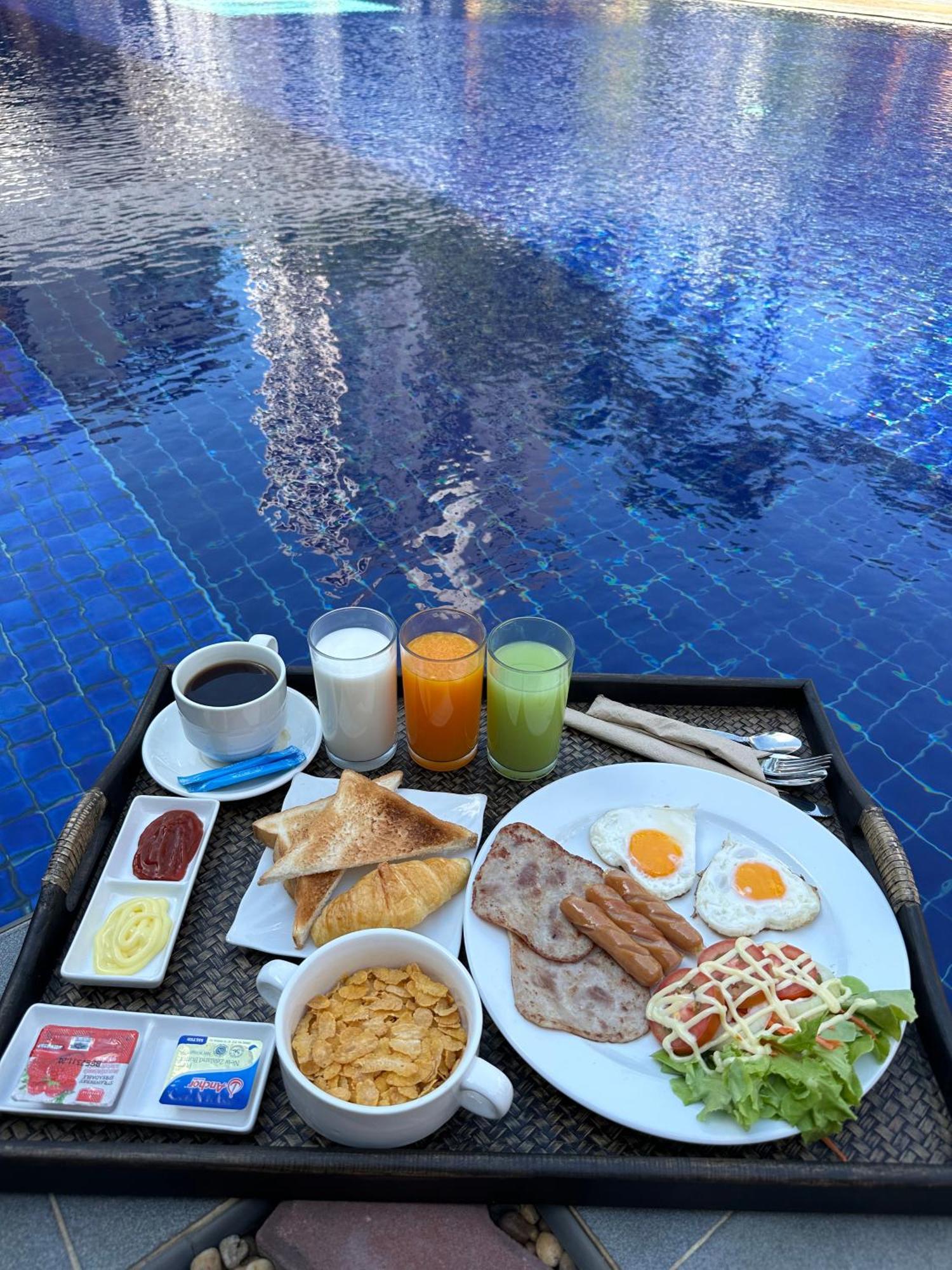 Paradise Land Resort Pattaya Eksteriør bilde